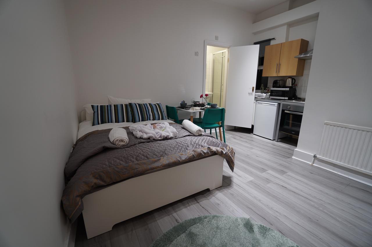 London Queen Park Apartments Extérieur photo