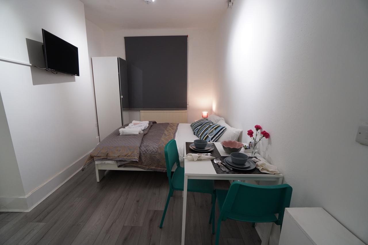 London Queen Park Apartments Extérieur photo