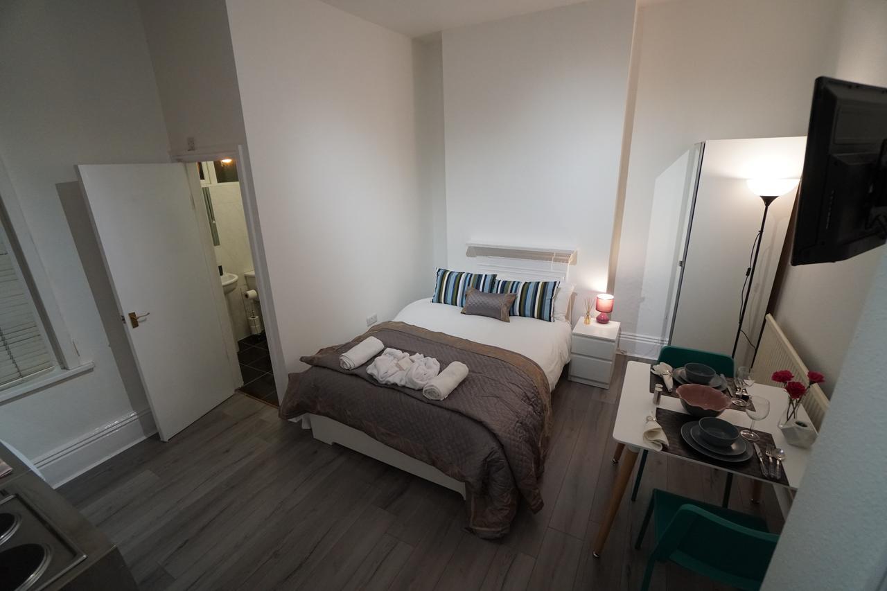 London Queen Park Apartments Extérieur photo