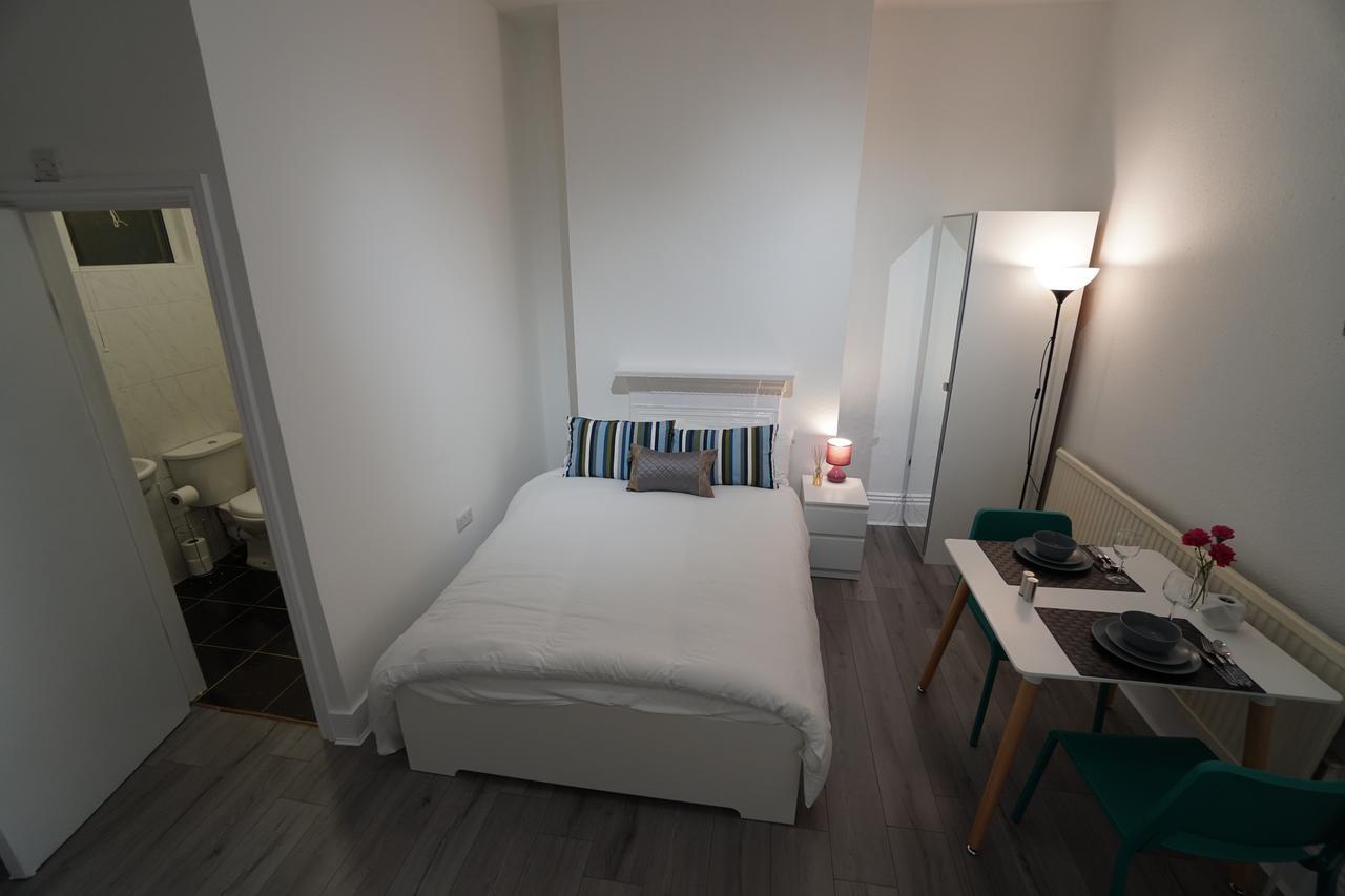 London Queen Park Apartments Extérieur photo