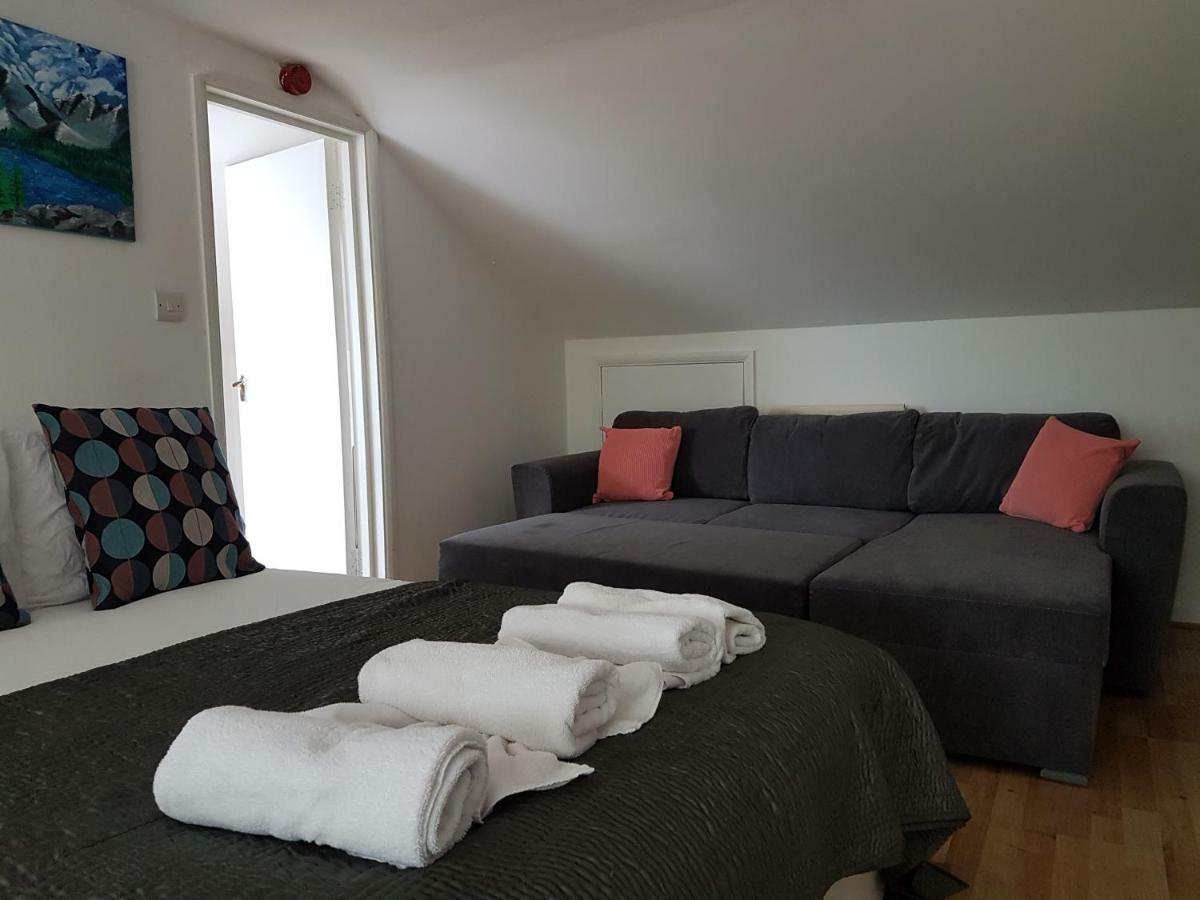 London Queen Park Apartments Extérieur photo