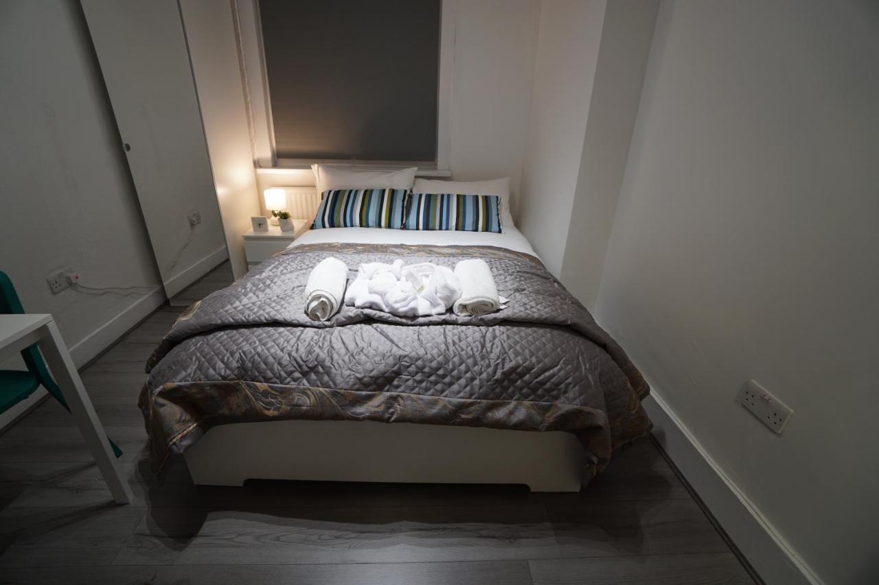 London Queen Park Apartments Extérieur photo